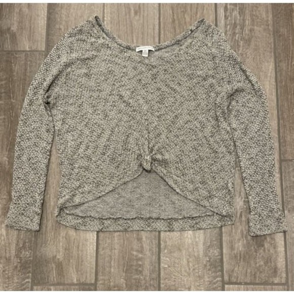 American Eagle Outfitters Sweaters - american eagle crop sweater knot front long sleeve size Medium